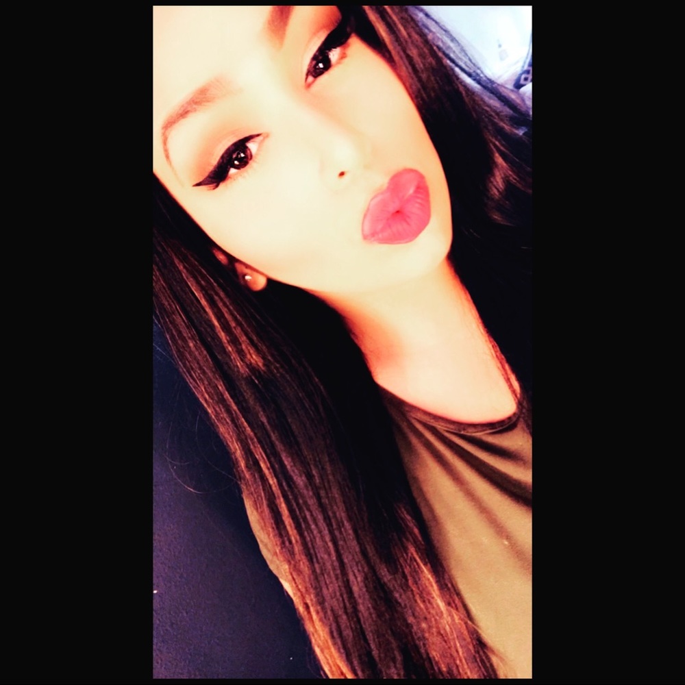 Meet your Posher, Christina